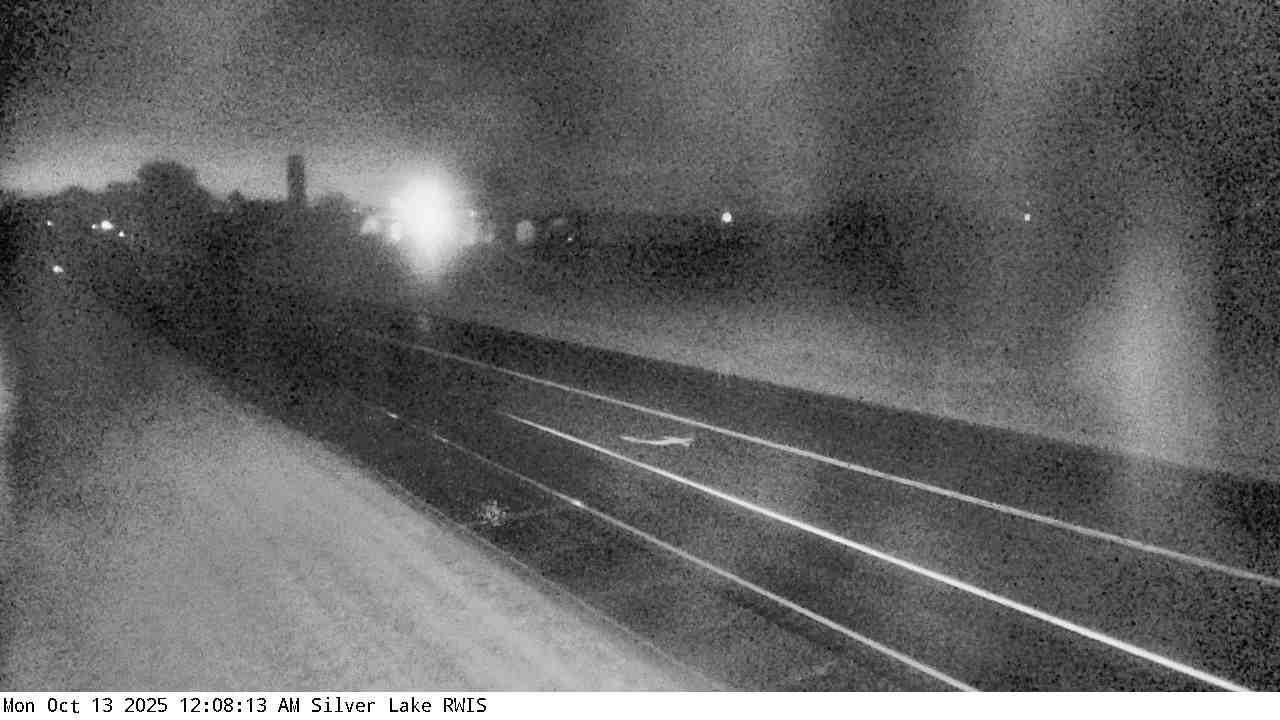 Traffic Cam Silver Lake: MN 7: T.H.7 - MP 155): T.H.7 - MP 155) View