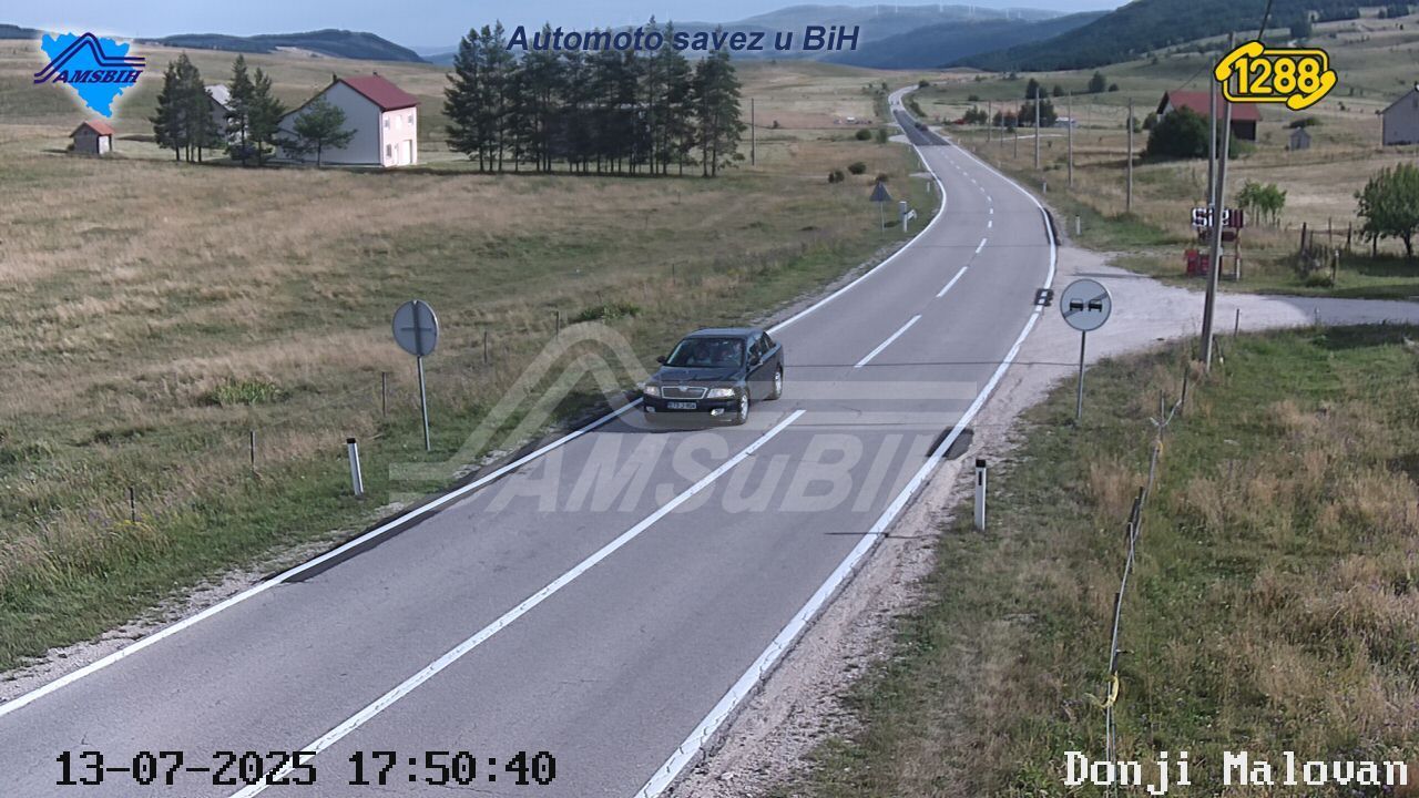 Traffic Cam Local community Šuica › South