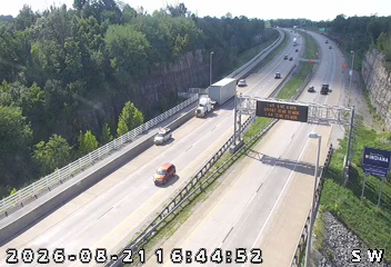 Traffic Cam Transylvania Beach: I-265: 1-265-012-8-1 LEWIS & CLARK BRIDGE