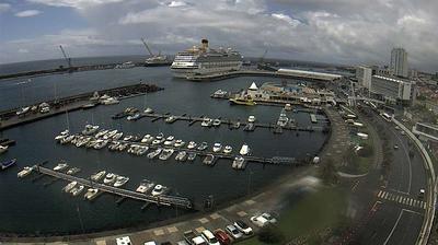 Vue webcam de jour à partir de Ponta Delgada: Ilha São Miguel