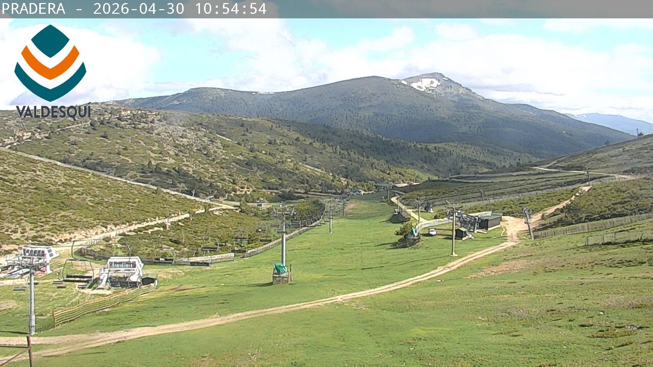 Traffic Cam El Boalo: Valdesquí (ski resort). Valdemartín pistes