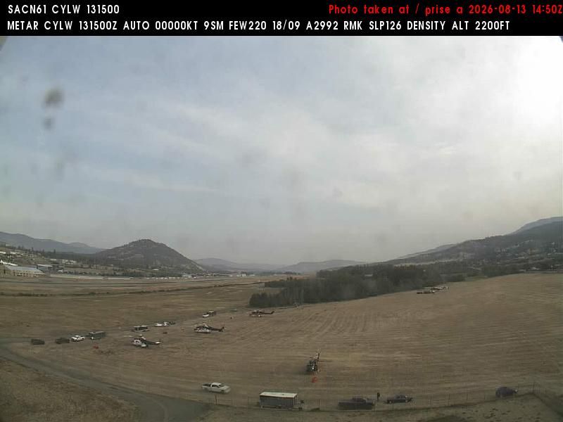 Traffic Cam Lake Country: Kelowna Airport - North View