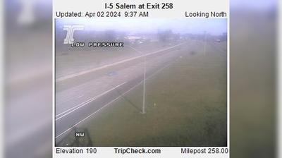 Hayesville Traffic at I-5 Exit 258
