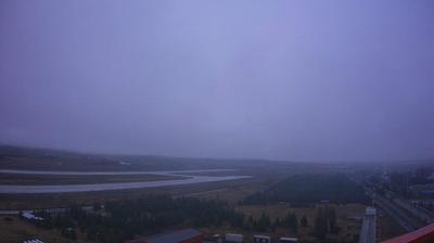 Balmaceda Airport: Scenic Weather Watch