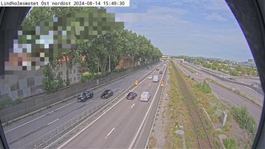 Traffic Cam Gothenburg: Lindholmsmotet Öst nordöst