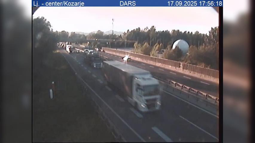 Traffic Cam Ljubljana: A1/E70 - južna obvoznica, Lj. - center