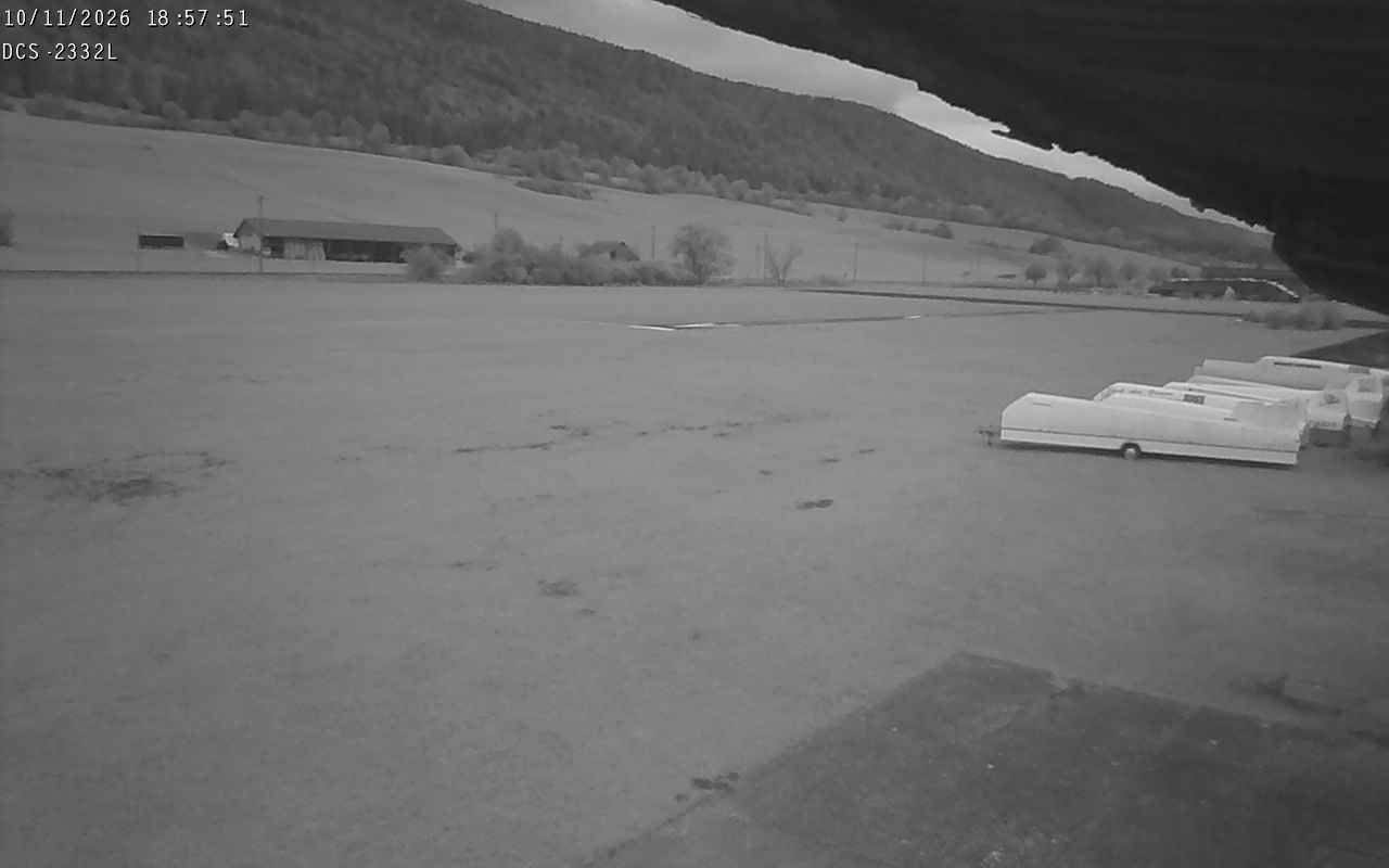 Courtelary › Südwesten: Bern, Schweiz: Piste 06