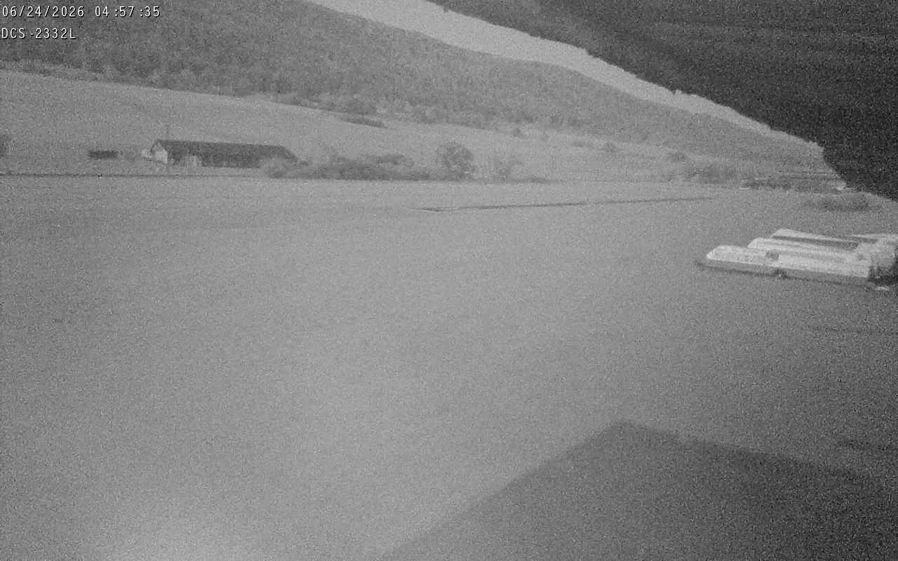 Courtelary › Südwesten: Bern, Schweiz: Piste 06