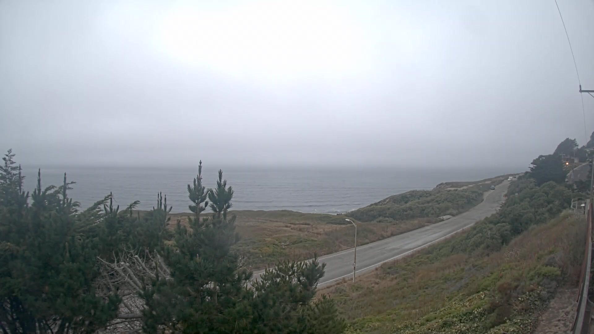 Traffic Cam Pacifica › North-West: › North-West