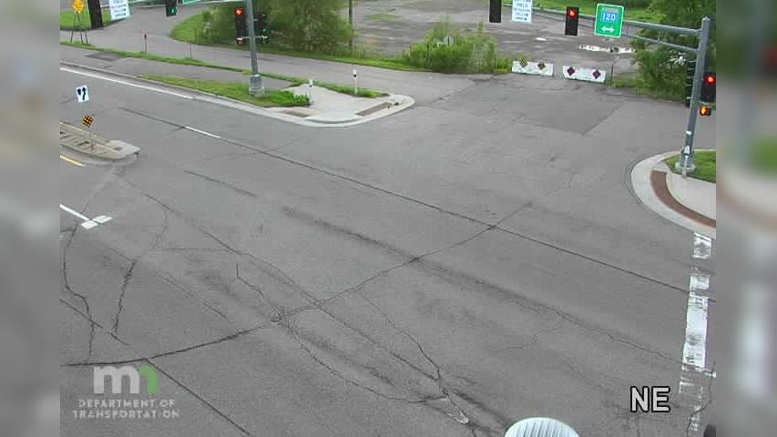 Traffic Cam Maplewood: T.H.120 SB @ Innovation Blvd