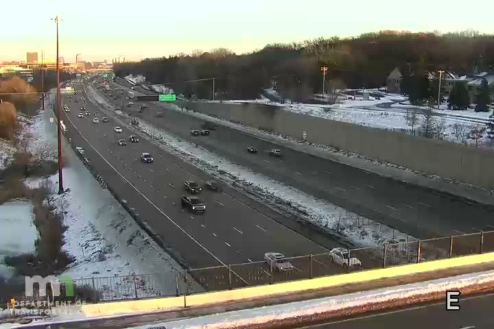Traffic Cam Bloomington: I-494 WB @ W Bush Lake Rd