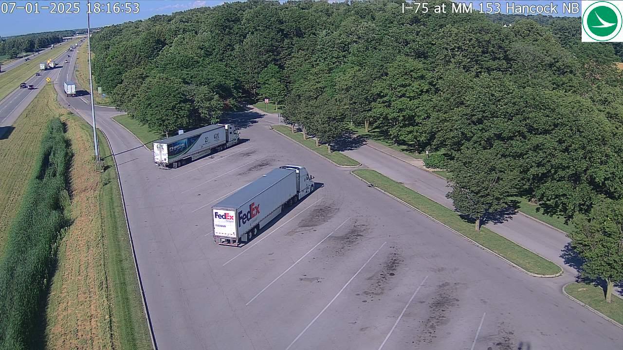 Traffic Cam Rawson: I-75 NB Hancock county rest area