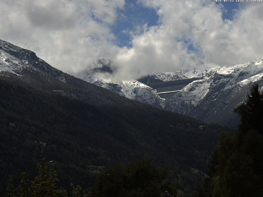Hérémence › Süden: Les Masses - Grande Dixence Dam - Mont Collon