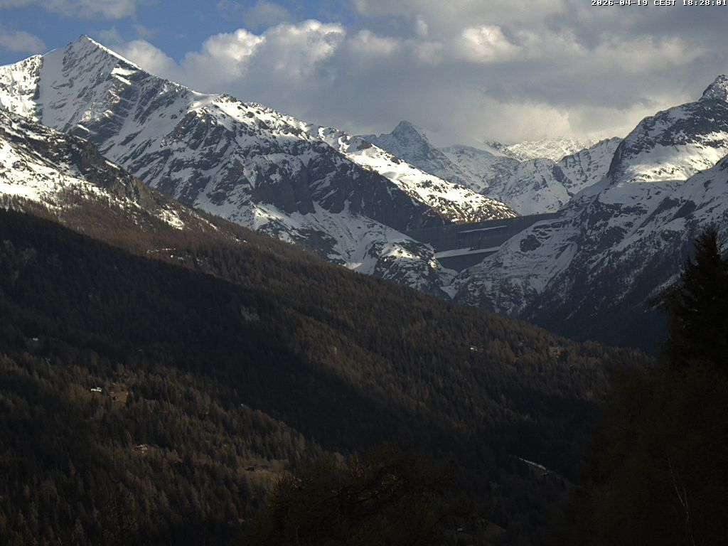 Hérémence › Süden: Les Masses - Grande Dixence Dam - Mont Collon