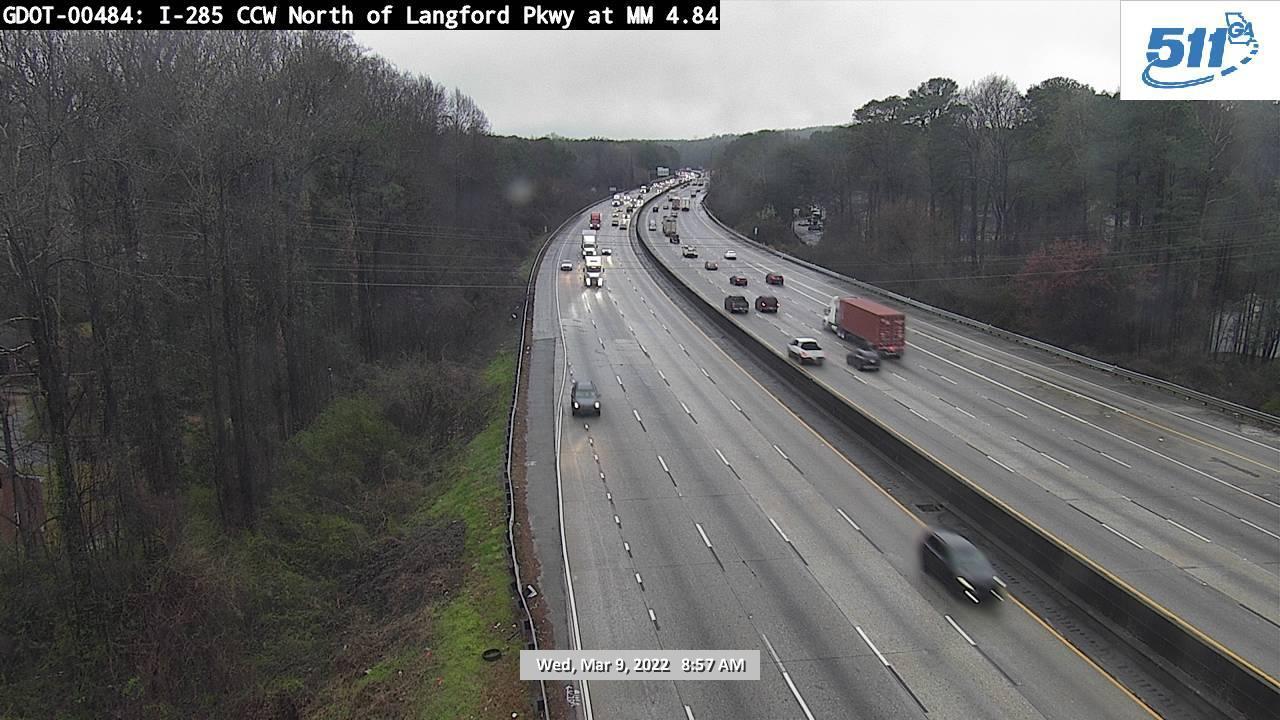 Traffic Cam Ben Hill: GDOT-CAM- I-285 SB North of Langford Parkway