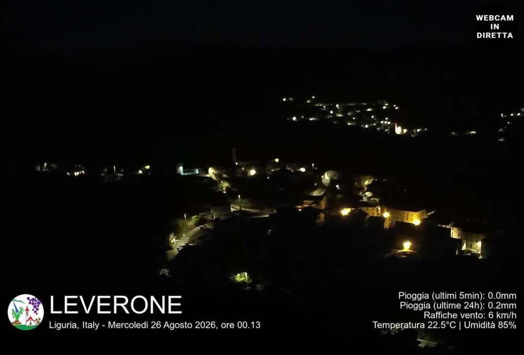 Traffic Cam Borghetto d'Arroscia › North: Leverone
