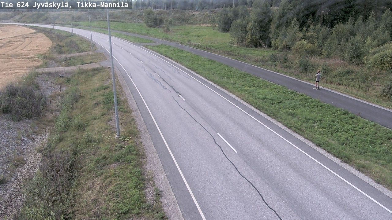 Traffic Cam Jyväskylä sub-region: Tie 624 Jyväskylä, Tikka-Mannila - Jyväskylään