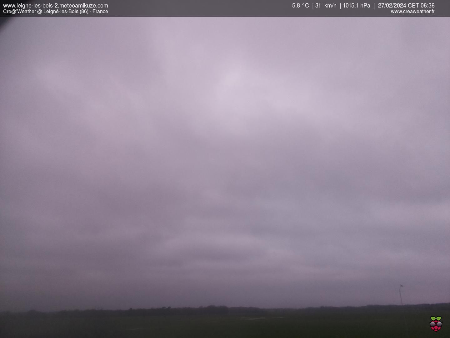 Traffic Cam Leigne-les-Bois: Leigné-les-Bois