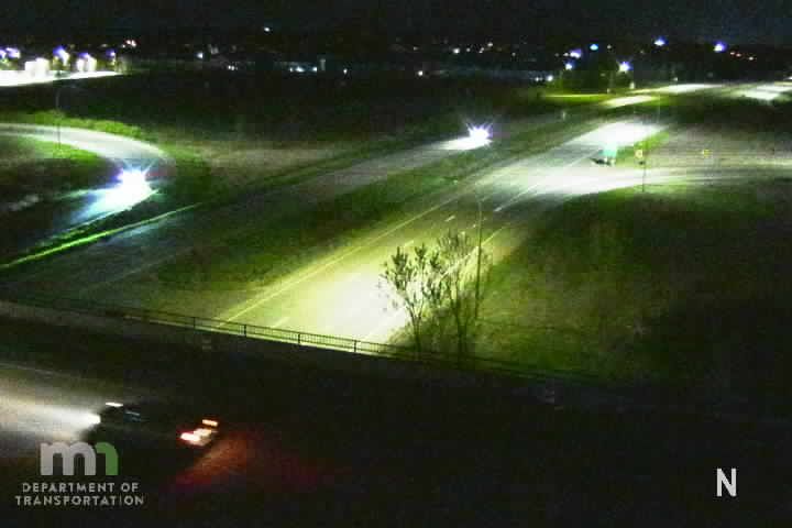 Traffic Cam Lino Lakes: I-35E: I-35E NB @ Main St
