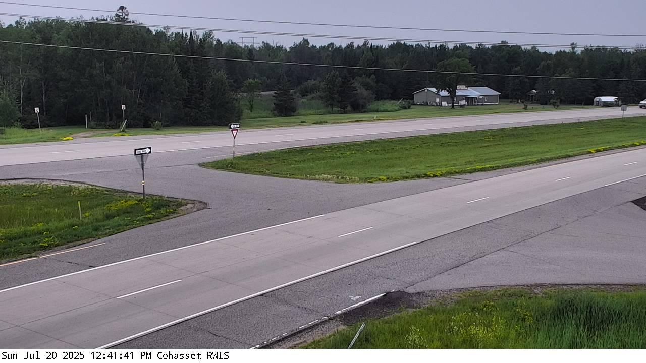 Traffic Cam Zemple: US 2: U.S.2 (Cohasset MP 174.3): U.S.2 (Cohasset MP 174.3) View