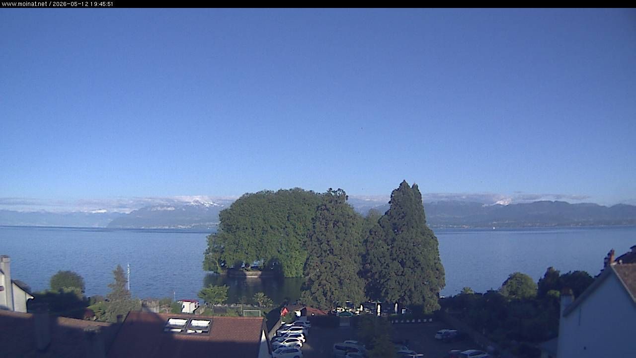 Rolle: View on the lake of Geneva in - offered by Moinat.net