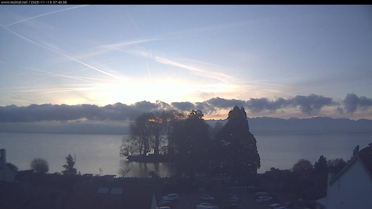 Rolle: View on the lake of Geneva in - offered by Moinat.net