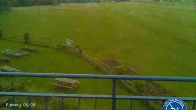 Wehrheim › West: Flugplatz Anspach/Taunus (EDFA): Runway 06/24