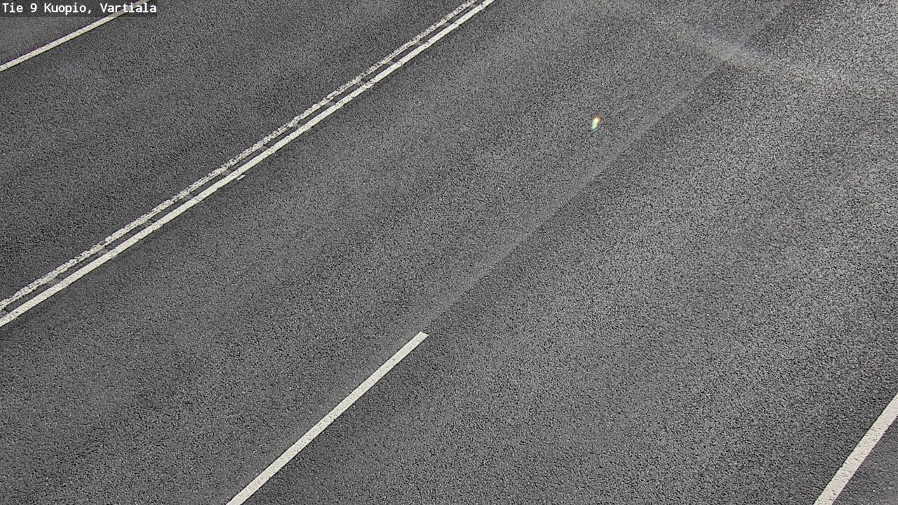 Traffic Cam Kuopio: Tie9 - Vartiala - tienpinta