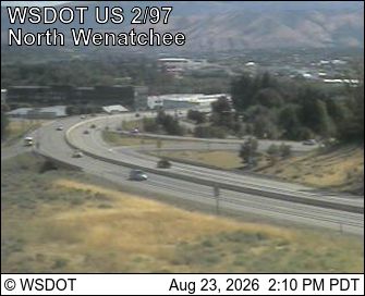 Traffic Cam Wenatchee › East: US 2 at MP 118.7: US 97 Interchange (View South)