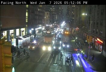 Traffic Cam Manhattan Community Board 8: 2 Avenue @ 72 Street