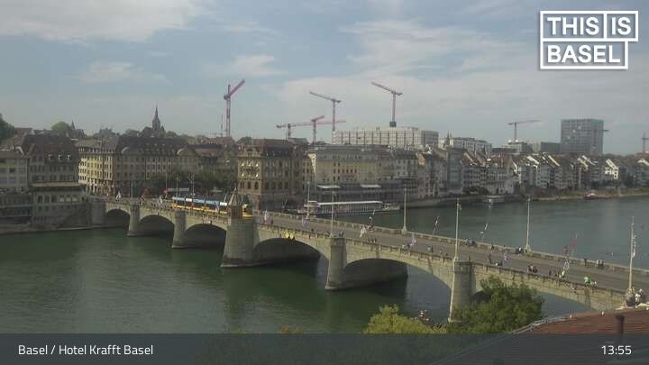Basel: Martinskirche - Peterskirche - Middle Bridge, Basel - Basel Minster - Pfalz - Universität Basel - Spalentor - Rhine Promenade - Wettsteinbrücke