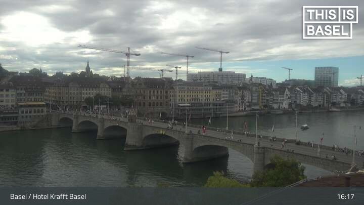 Basel: Martinskirche - Peterskirche - Middle Bridge, Basel - Basel Minster - Pfalz - Universität Basel - Spalentor - Rhine Promenade - Wettsteinbrücke