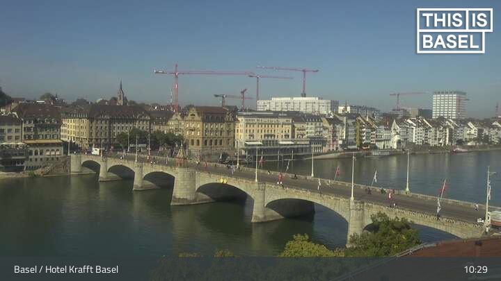Basel: Martinskirche - Peterskirche - Middle Bridge, Basel - Basel Minster - Pfalz - Universität Basel - Spalentor - Rhine Promenade - Wettsteinbrücke