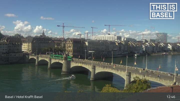 Basel: Martinskirche - Peterskirche - Middle Bridge, Basel - Basel Minster - Pfalz - Universität Basel - Spalentor - Rhine Promenade - Wettsteinbrücke