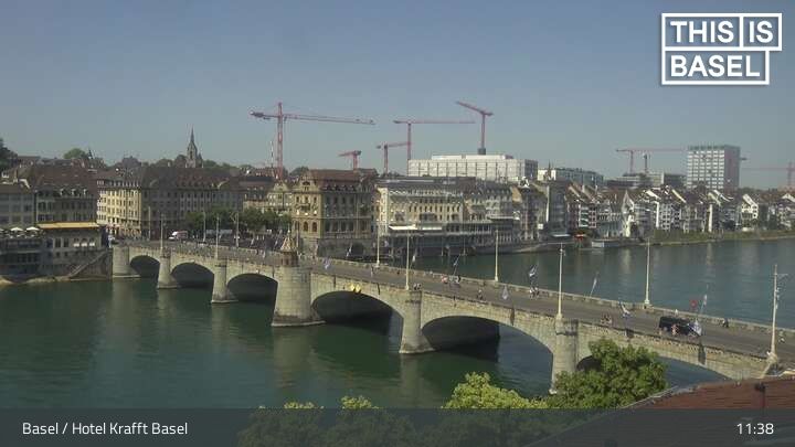 Basel: Martinskirche - Peterskirche - Middle Bridge, Basel - Basel Minster - Pfalz - Universität Basel - Spalentor - Rhine Promenade - Wettsteinbrücke