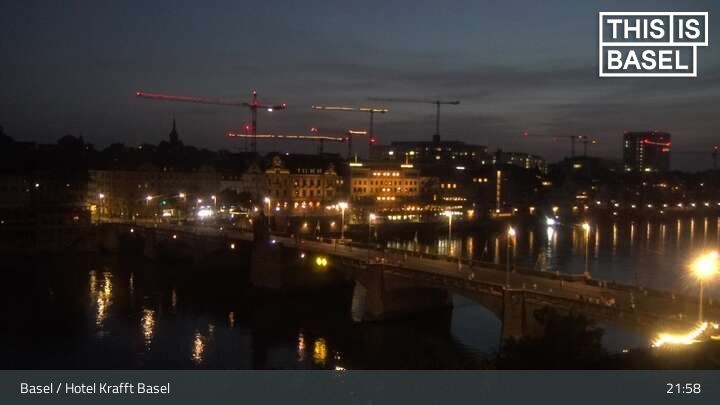 Basel: Martinskirche - Peterskirche - Middle Bridge, Basel - Basel Minster - Pfalz - Universität Basel - Spalentor - Rhine Promenade - Wettsteinbrücke