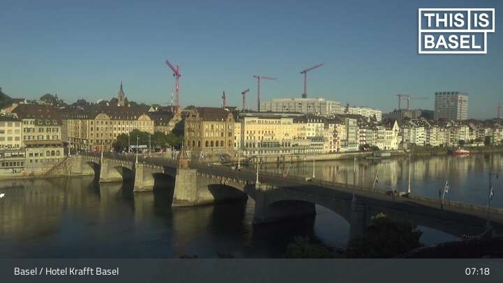 Basel: Martinskirche - Peterskirche - Middle Bridge, Basel - Basel Minster - Pfalz - Universität Basel - Spalentor - Rhine Promenade - Wettsteinbrücke