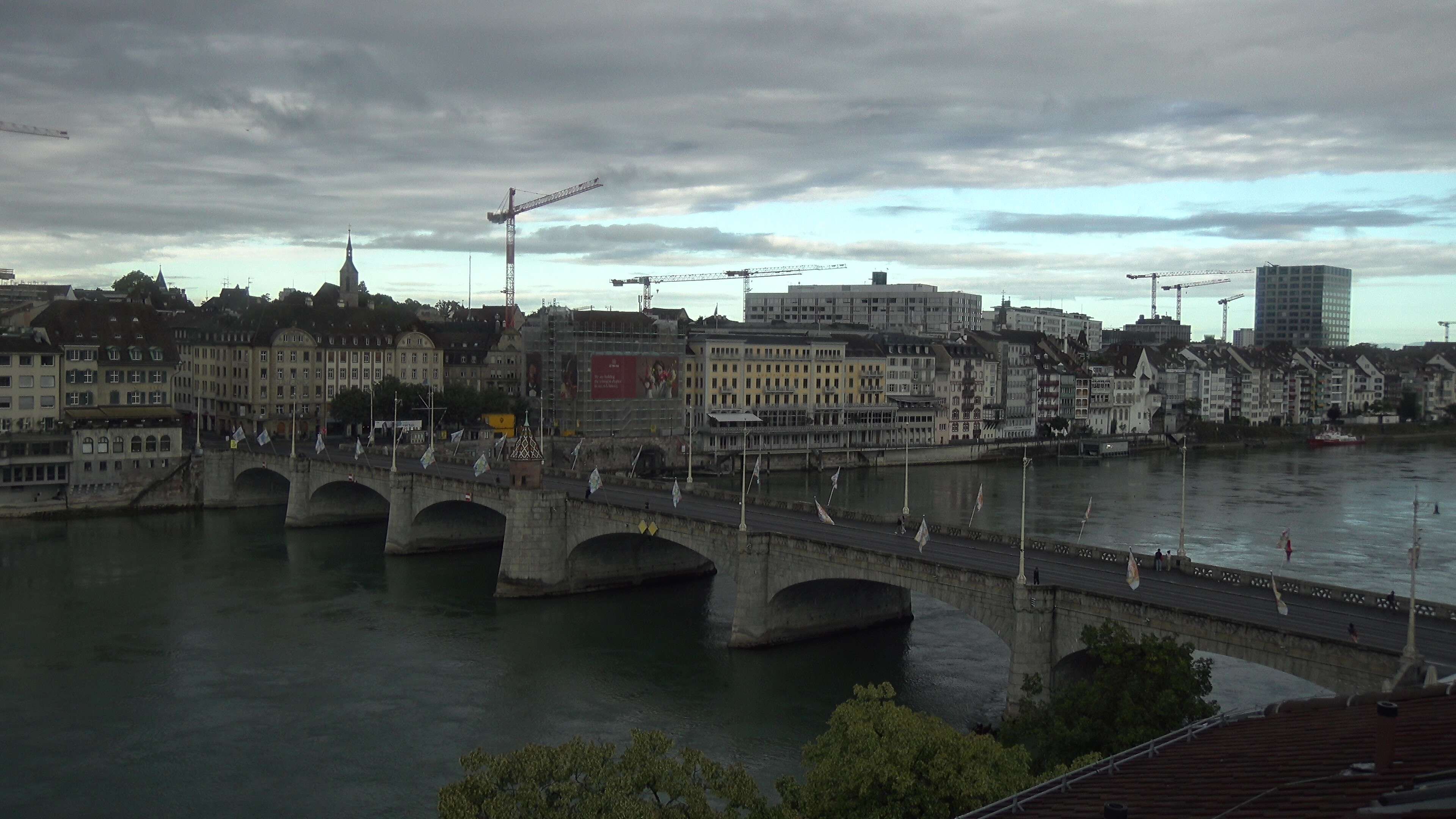 Basel: Middle Bridge, Basel - Martinskirche - Rhine Promenade - Pfalz - Basel Minster - Peterskirche - Wettsteinbrücke - Universität Basel - Spalentor