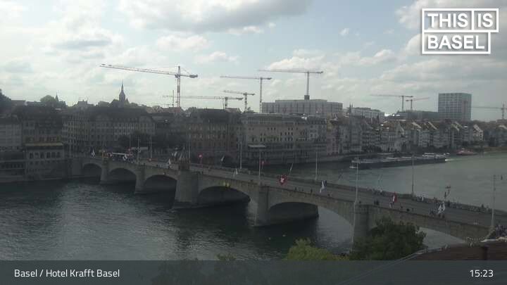 Basel: Martinskirche - Peterskirche - Middle Bridge, Basel - Basel Minster - Pfalz - Universität Basel - Spalentor - Rhine Promenade - Wettsteinbrücke