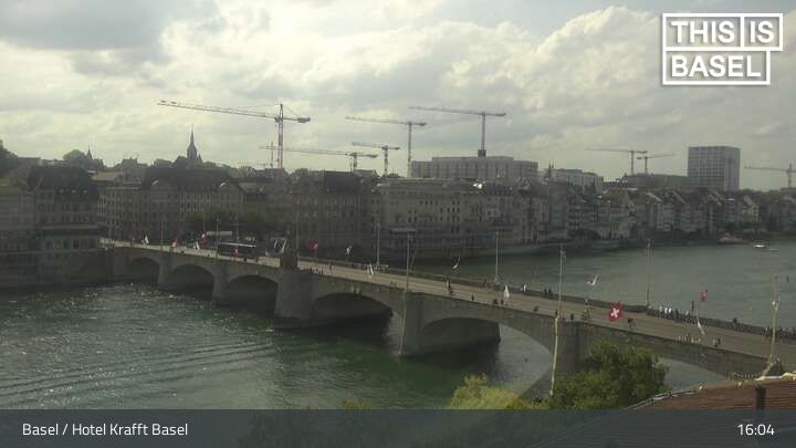 Basel: Martinskirche - Peterskirche - Middle Bridge, Basel - Basel Minster - Pfalz - Universität Basel - Spalentor - Rhine Promenade - Wettsteinbrücke