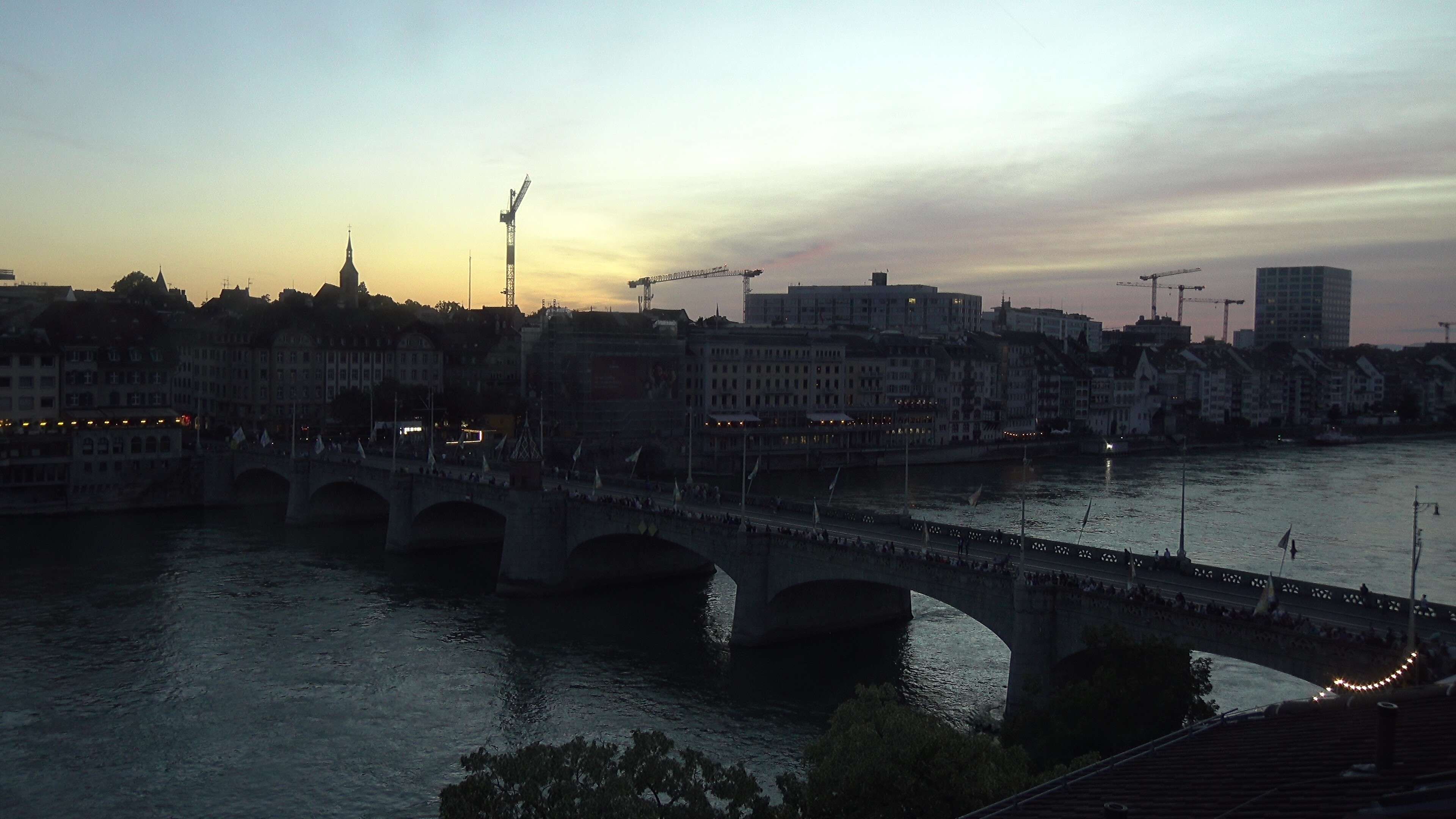 Basel: Middle Bridge, Basel - Martinskirche - Rhine Promenade - Pfalz - Basel Minster - Peterskirche - Wettsteinbrücke - Universität Basel - Spalentor