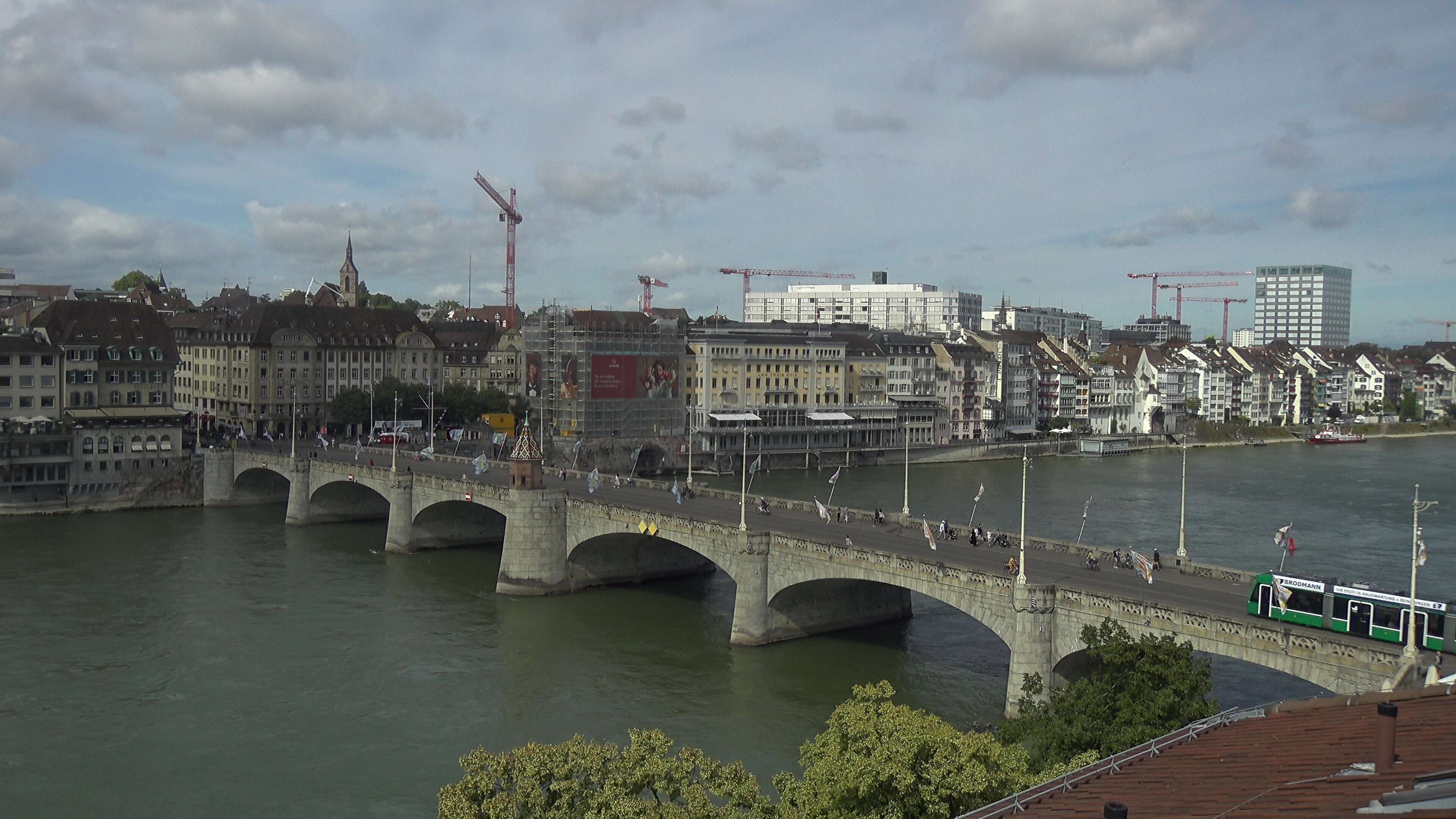 Basel: Middle Bridge, Basel - Martinskirche - Rhine Promenade - Pfalz - Basel Minster - Peterskirche - Wettsteinbrücke - Universität Basel - Spalentor