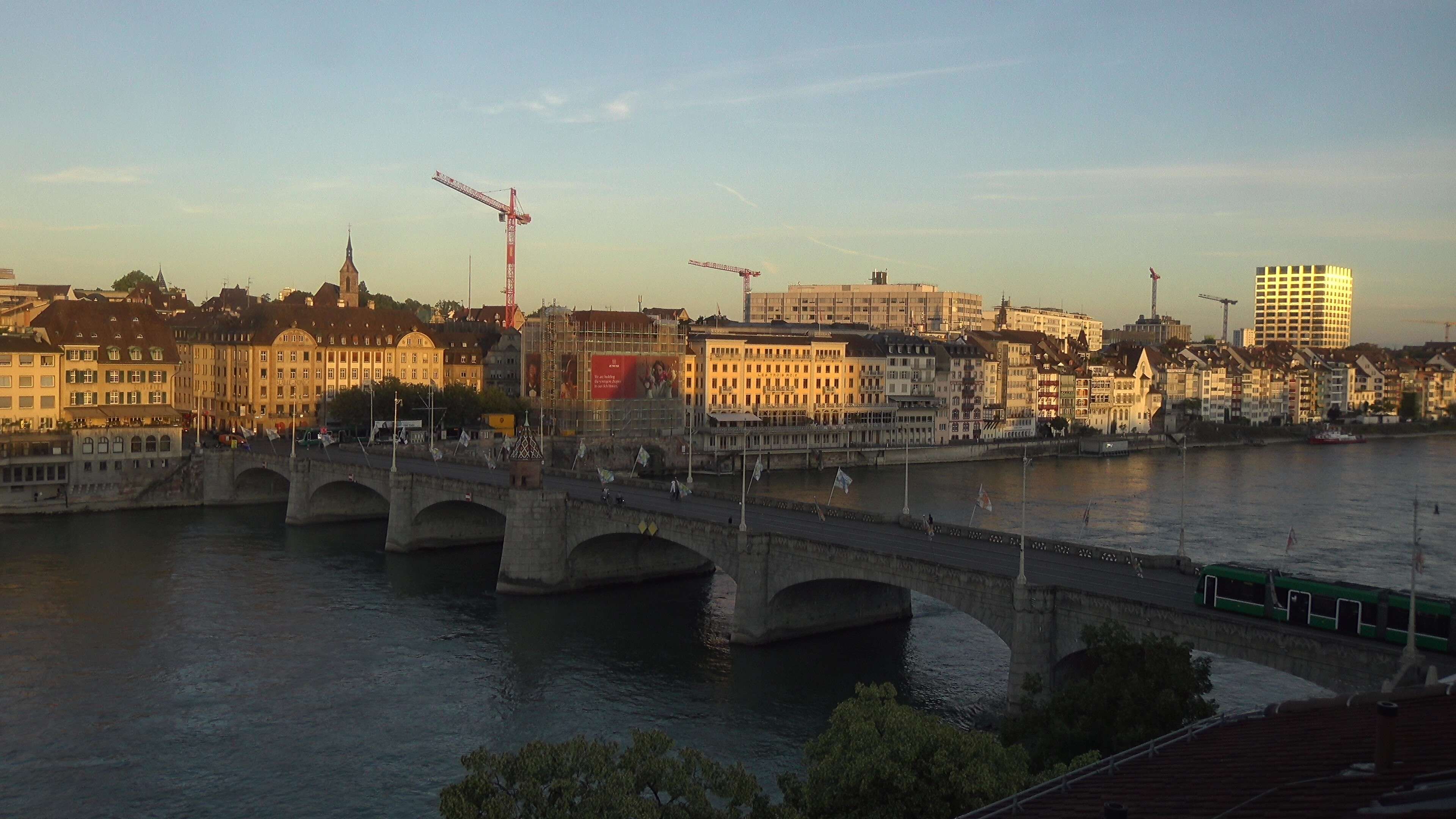 Basel: Middle Bridge, Basel - Martinskirche - Rhine Promenade - Pfalz - Basel Minster - Peterskirche - Wettsteinbrücke - Universität Basel - Spalentor