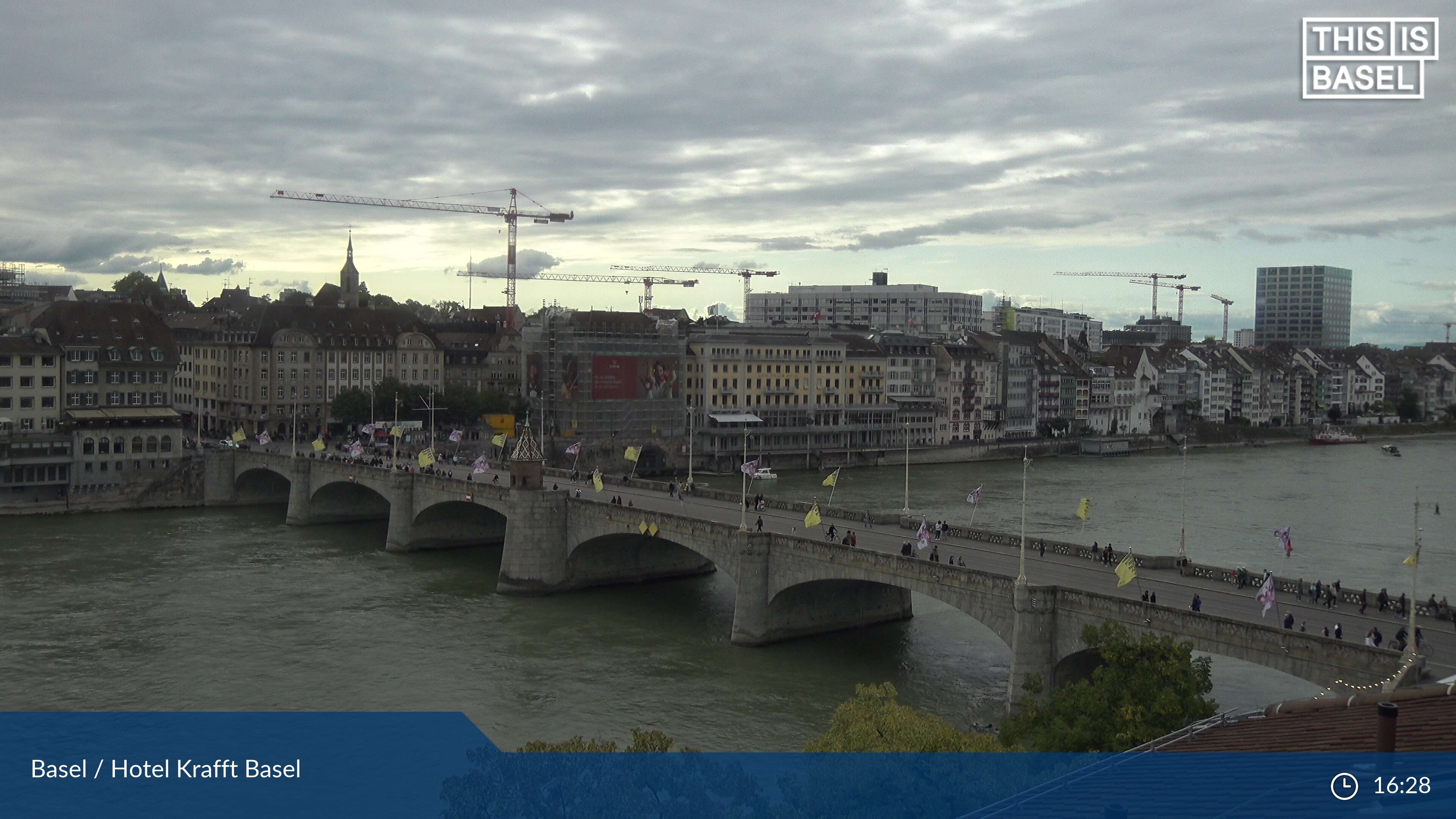 Basel: Middle Bridge, Basel - Martinskirche - Rhine Promenade - Pfalz - Basel Minster - Peterskirche - Wettsteinbrücke - Universität Basel - Spalentor