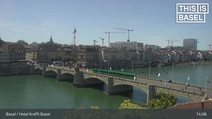 Basel: Martinskirche - Peterskirche - Middle Bridge, Basel - Basel Minster - Pfalz - Universität Basel - Spalentor - Rhine Promenade - Wettsteinbrücke