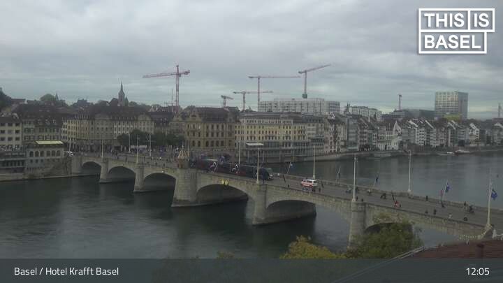 Basel: Martinskirche - Peterskirche - Middle Bridge, Basel - Basel Minster - Pfalz - Universität Basel - Spalentor - Rhine Promenade - Wettsteinbrücke
