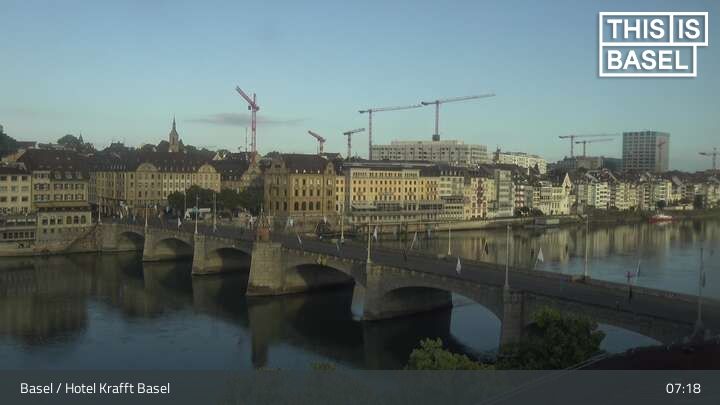 Basel: Martinskirche - Peterskirche - Middle Bridge, Basel - Basel Minster - Pfalz - Universität Basel - Spalentor - Rhine Promenade - Wettsteinbrücke