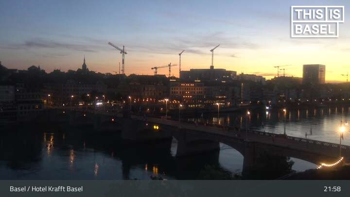 Basel: Martinskirche - Peterskirche - Middle Bridge, Basel - Basel Minster - Pfalz - Universität Basel - Spalentor - Rhine Promenade - Wettsteinbrücke