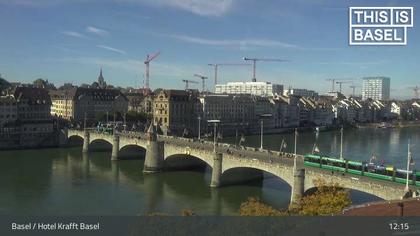 Basel: Martinskirche - Peterskirche - Middle Bridge, Basel - Basel Minster - Pfalz - Universität Basel - Spalentor - Rhine Promenade - Wettsteinbrücke