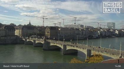 Basel: Martinskirche - Peterskirche - Middle Bridge, Basel - Basel Minster - Pfalz - Universität Basel - Spalentor - Rhine Promenade - Wettsteinbrücke